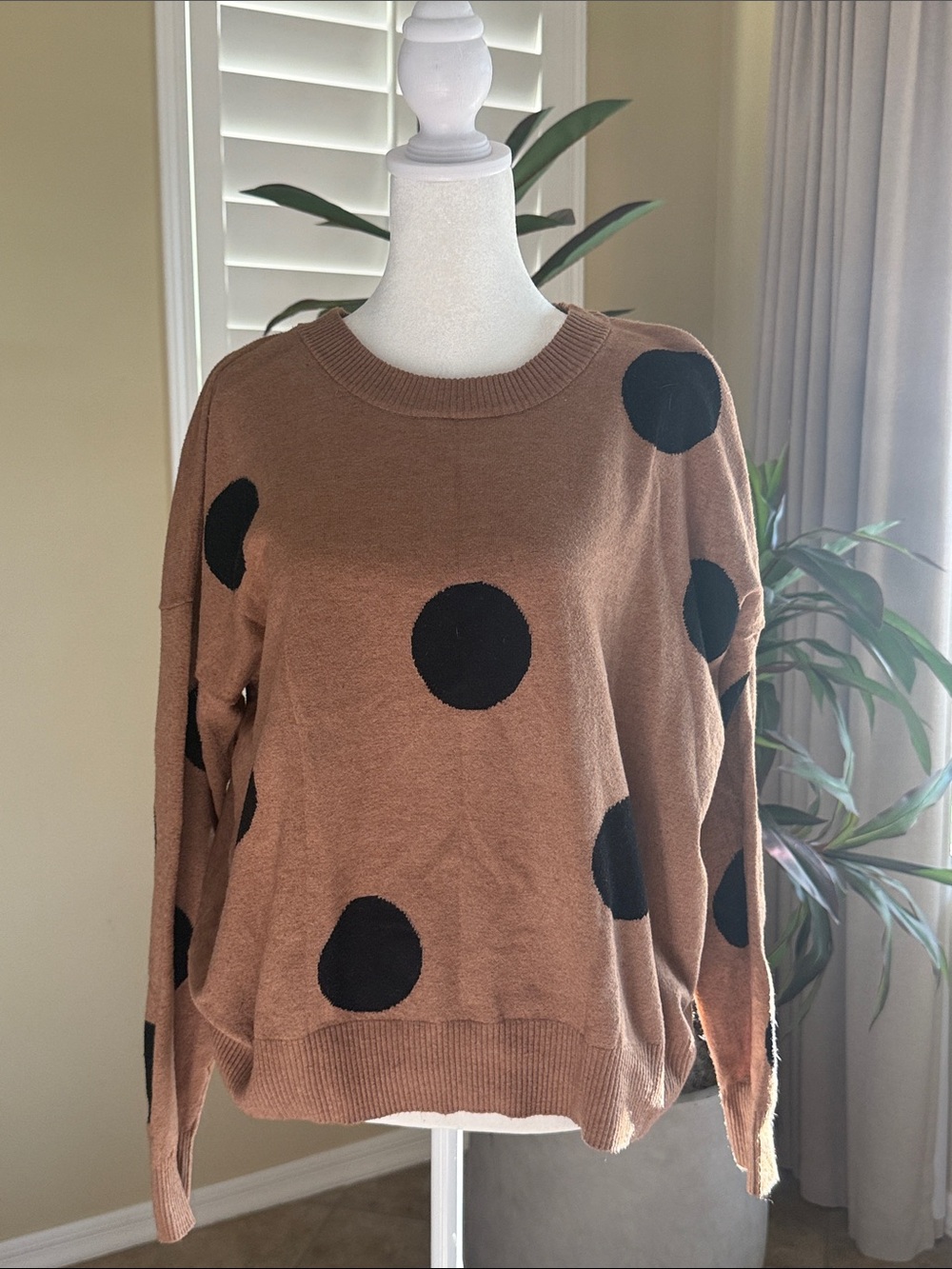 TTahari Brown Polka Dot Crewneck Sweater - Black Dot Accent